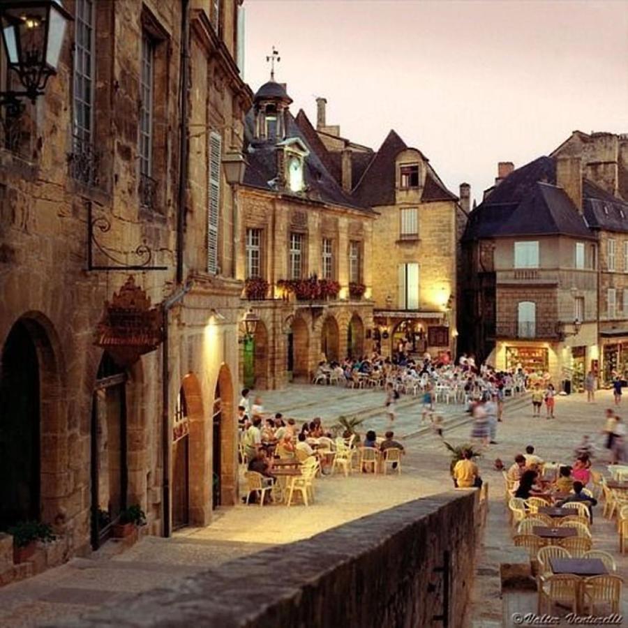 Gite Chez Julie - Clima - Parking Sarlat-la-Canéda Eksteriør billede